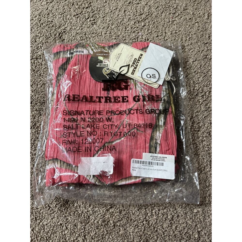 Realtree Girl Sugar Coral Camo Infinity Chloe Scarf W/Lace NWT In Package